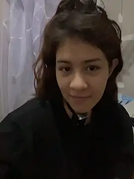 dakota021 online show from April 5, 3:27 am