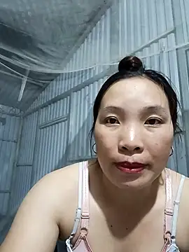 Evelyn-n online show from March 28, 12:04 pm