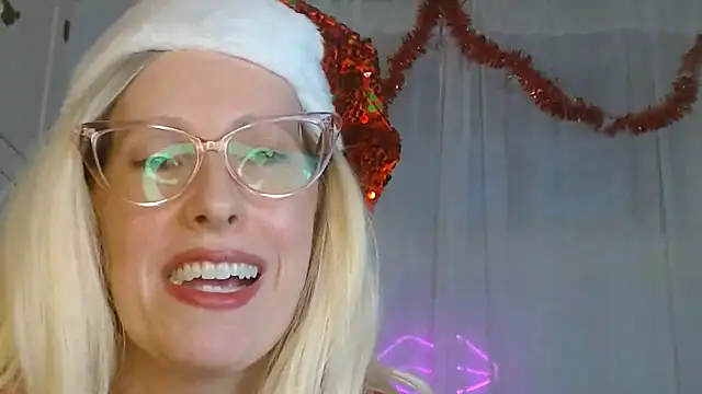 Katina-LoveJoy online show from December 22, 11:52 pm