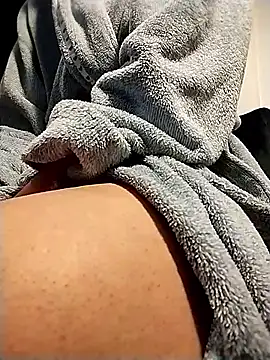 Amy01112 online show from February 3, 12:21 am