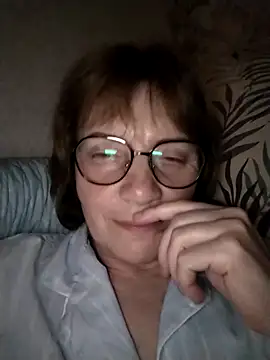 MichelleLove48 online show from March 17, 9:30 pm