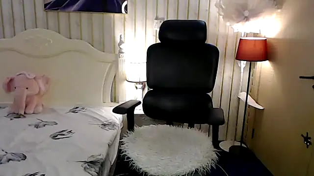 Ghost-04 online show from January 17, 7:10 pm