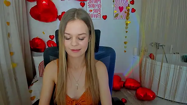 MidnighteAura online show from February 2, 7:46 pm