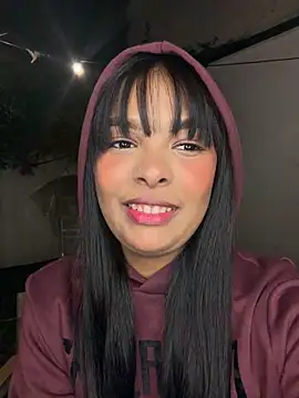 MIAROGGERSS online show from March 7, 3:35 am