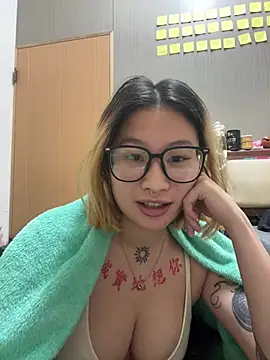 abella1116 online show from January 8, 4:00 pm