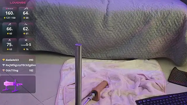 Saly Moon1 online show from March 28, 8:36 am