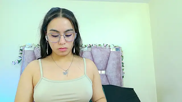 iris and damian online show from January 8, 5:28 pm