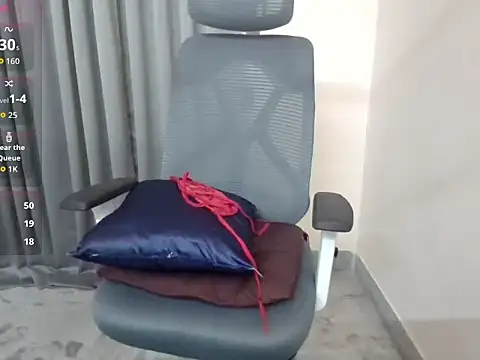 Spit queenC for you online show from March 9, 12:19 pm