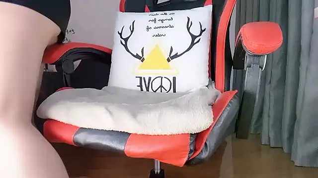 Nina-- online show from March 9, 1:25 pm