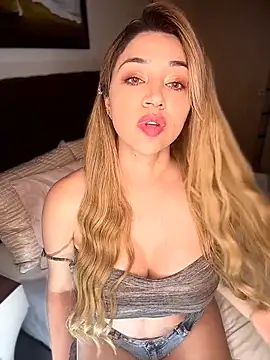 Aria Byers online show from February 1, 4:00 am