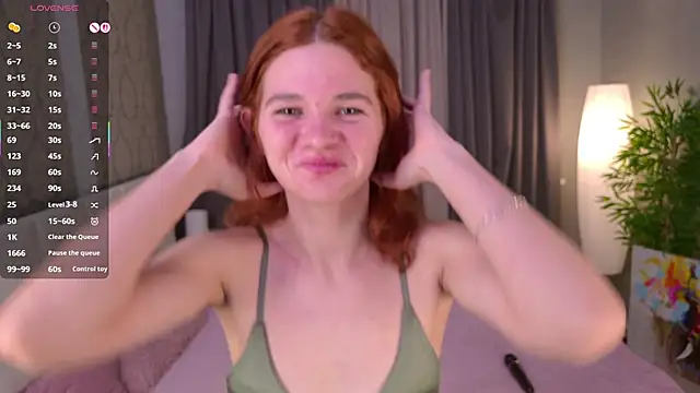 little poetryyy online show from February 9, 9:39 pm