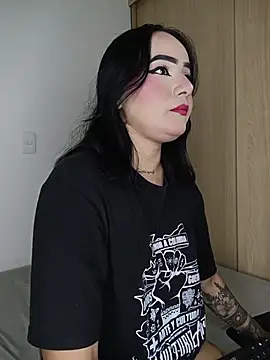 tiffanybrowm online show from March 14, 3:18 am