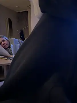 stelliew online show from February 2, 9:03 pm