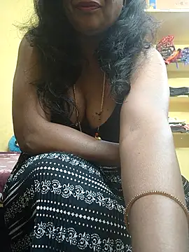 Preeti345 online show from December 15, 7:57 am