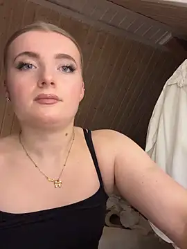 MilaLuxe online show from December 16, 7:53 pm