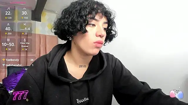 Kiara Fox   online show from March 13, 8:43 pm