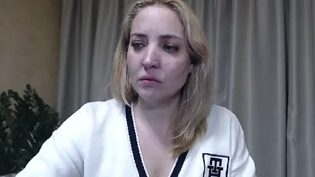 sweetpussy online show from February 25, 1:53 pm