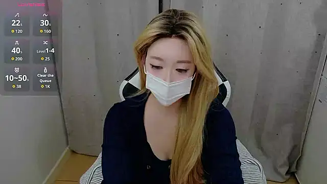 Kititi0x0 online show from December 16, 1:06 pm