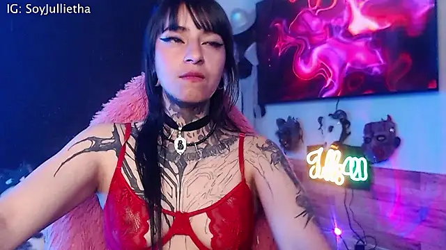 Julls420  online show from February 25, 5:39 am