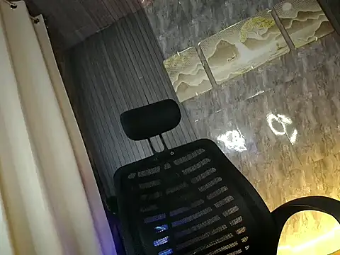 shadow-goddess online show from June 20, 12:58 am