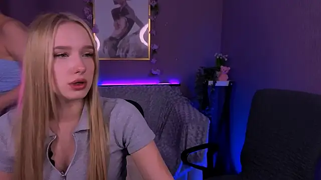 effysosweet online show from February 18, 1:38 am