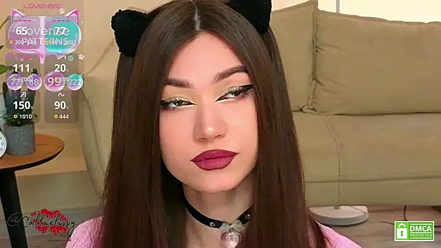 oliviaah  online show from April 10, 3:18 pm