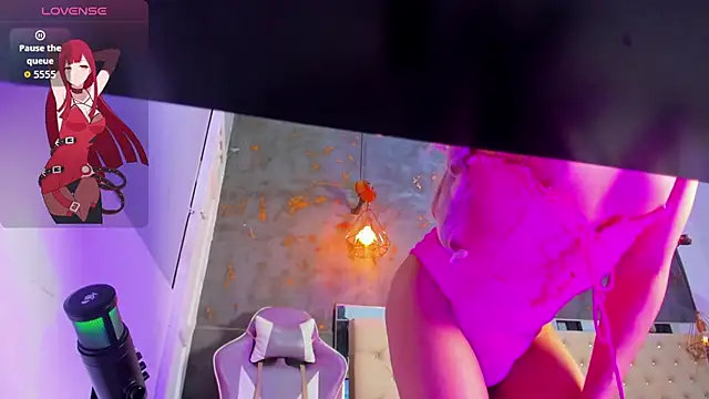 Aliice james online show from February 13, 10:11 pm