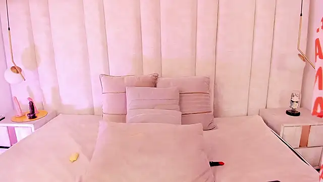 Im TaraBlack online show from December 23, 4:38 am