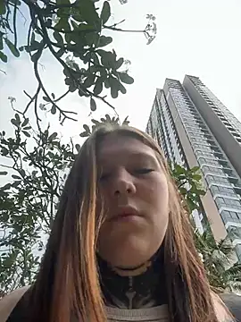 FionaMurr online show from February 13, 5:53 am