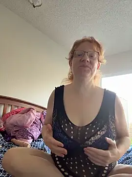 Lenaravenswood online show from March 22, 9:21 pm