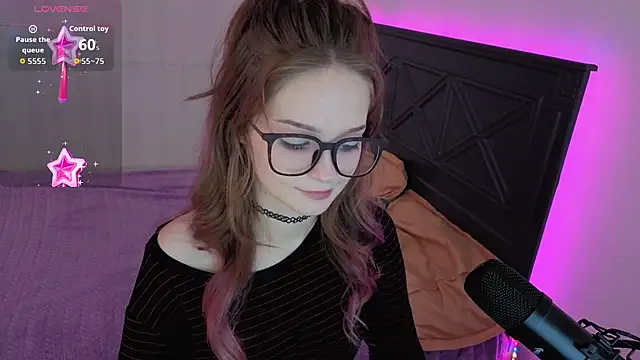 Angel Bruh online show from February 10, 3:37 pm