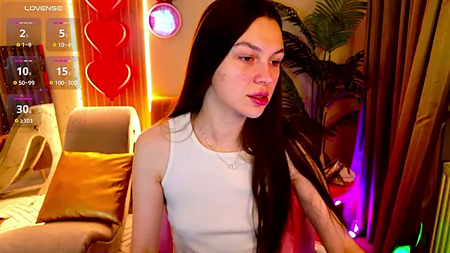 MaxinCarroll online show from March 2, 6:25 am