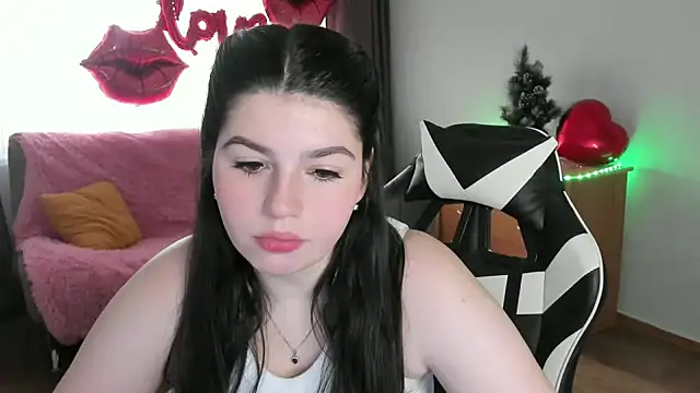 KisaModel online show from April 2, 2:20 am