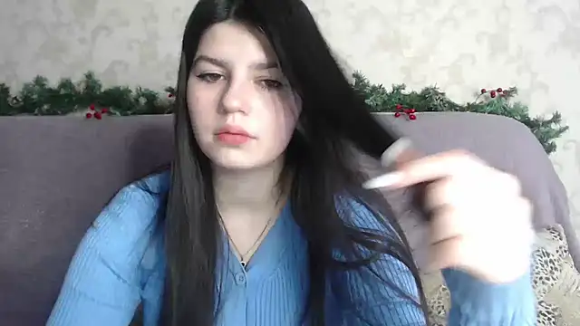 KisaModel online show from February 4, 7:33 am