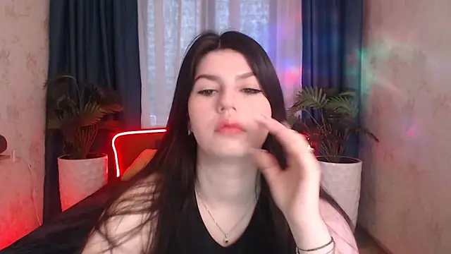 KisaModel online show from March 26, 1:30 am