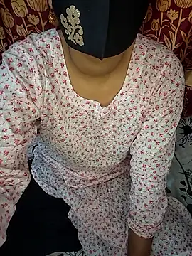 mira queen1 online show from December 20, 4:11 pm