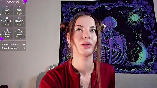 XxxCosmicBitch online show from December 23, 7:12 am