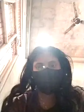 kanika05 online show from April 5, 10:47 am