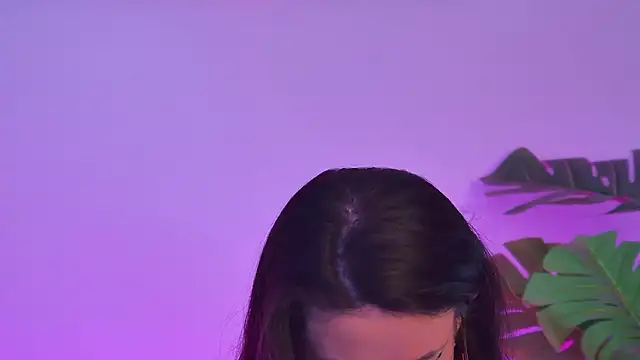 TheaMalekoo online show from March 16, 7:45 am