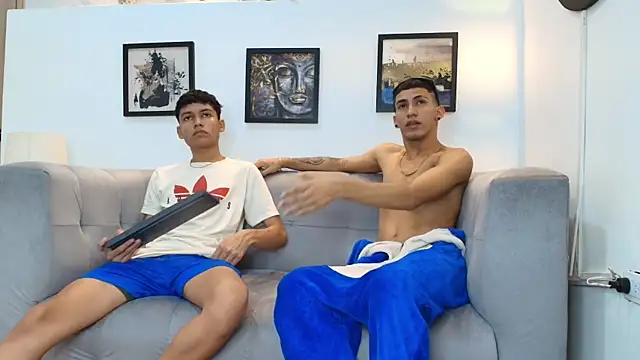 HORNY PRETTY online show from January 9, 7:51 pm