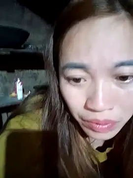 little-effy online show from February 14, 2:52 pm