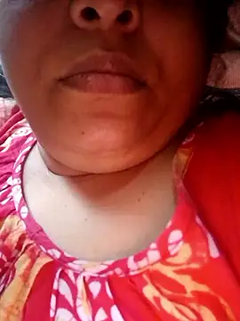 peu8 online show from April 2, 11:40 am