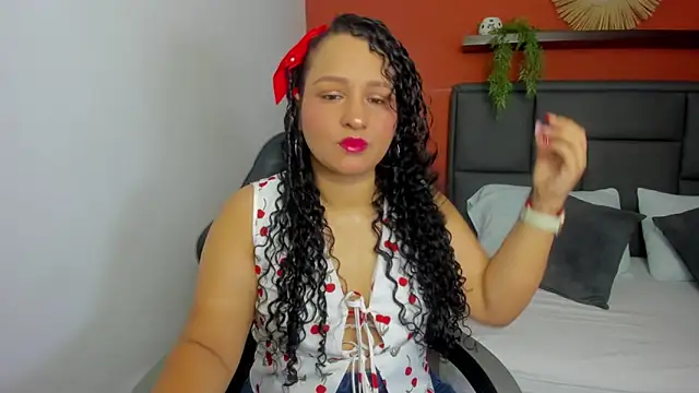 yera curry online show from December 15, 12:10 pm