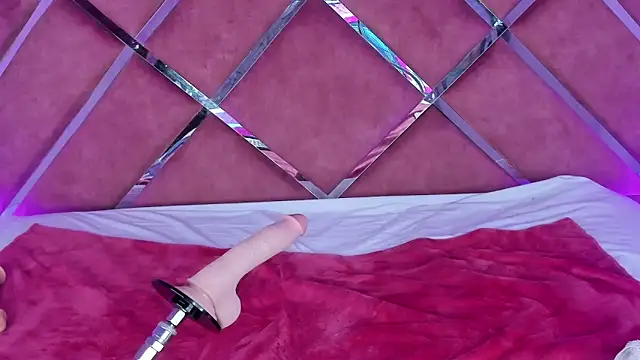 Lia Kitten2 online show from January 10, 5:34 am