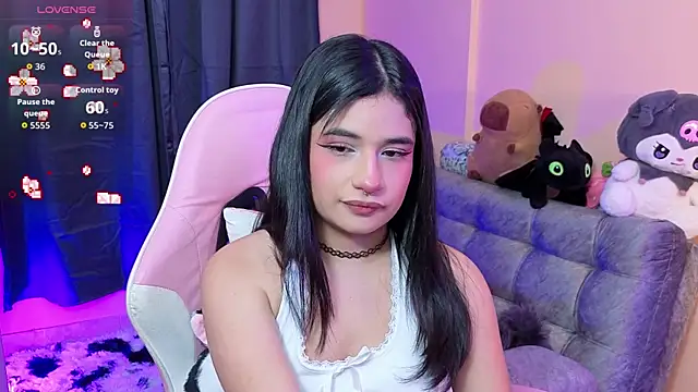 bonnieTaylor1 online show from April 9, 6:19 am