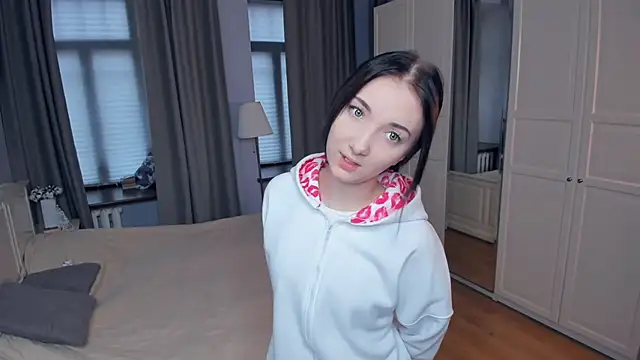 JanettVeld online show from December 18, 9:14 am