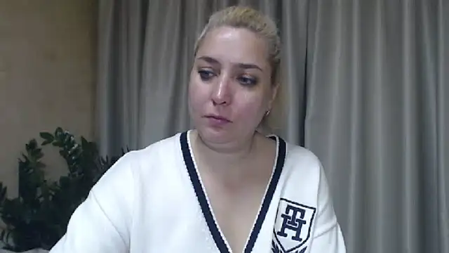 sweetpussy13 online show from September 26, 5:49 am