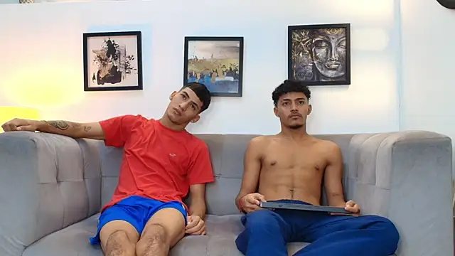 DIAMOND BLACKS online show from March 4, 7:37 am