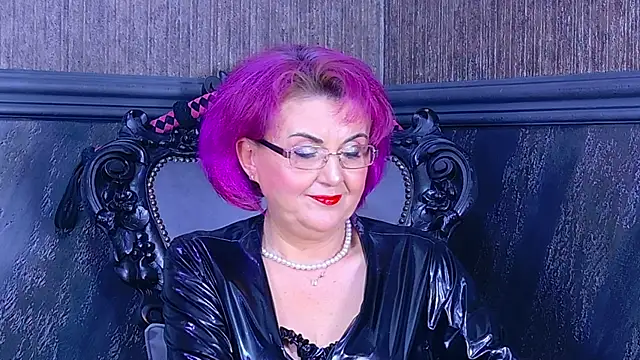 IsabelaConte online show from January 6, 5:38 pm