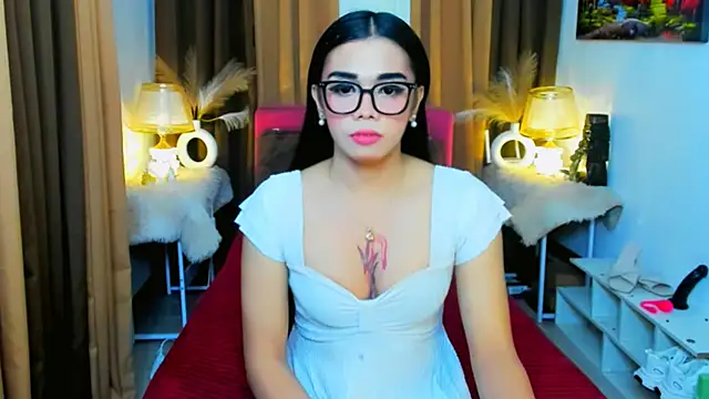 demsayhollywood555 online show from January 12, 6:13 pm